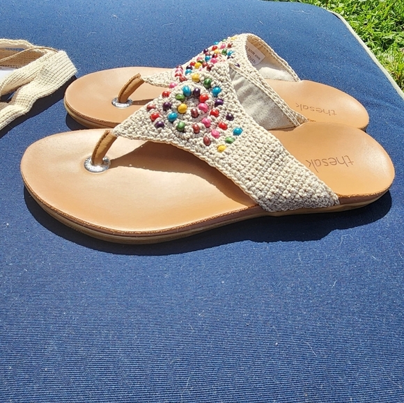 THE SAK Shana Rainbow Wood Beaded Hand Crochet Sandals & Bag Size 6 Boho Thong - Picture 6 of 16
